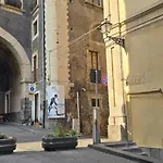 Crociferi Di Agata E Aurora *
